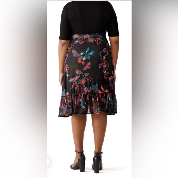JUNAROSE Flower Printed Mesh Skirt Size 3X - Picture 3 of 6